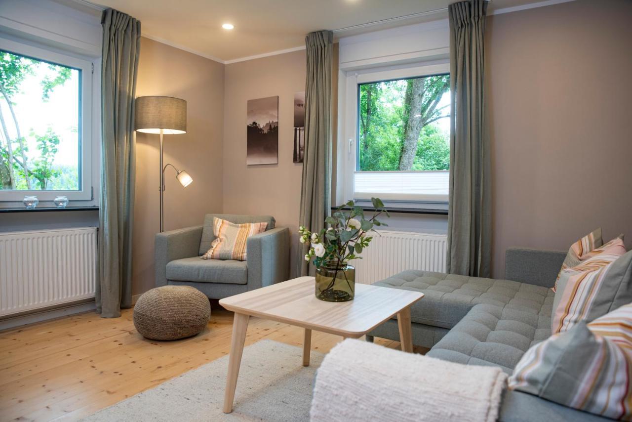 Moderne Wohnung Im Gruenen Mit Privatem Garten Donaueschingen Exteriér fotografie